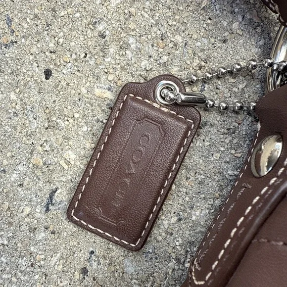 Coach F15204 Vintage Chocolate Brown Soho Y2K Leather Shoulder Bag with Buckle